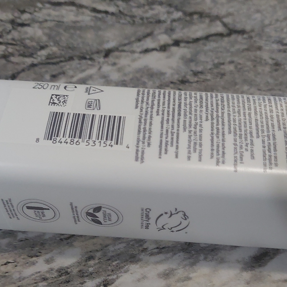 Biolage All In One Multi-Benefit Hairspray - White - Picture 8 of 8